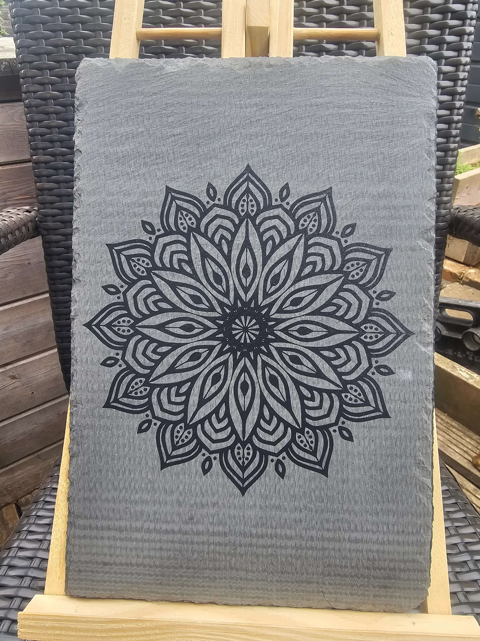 slate Mandala Wall Art – Laser Engraved Floral Geometric Decor 30x20cm