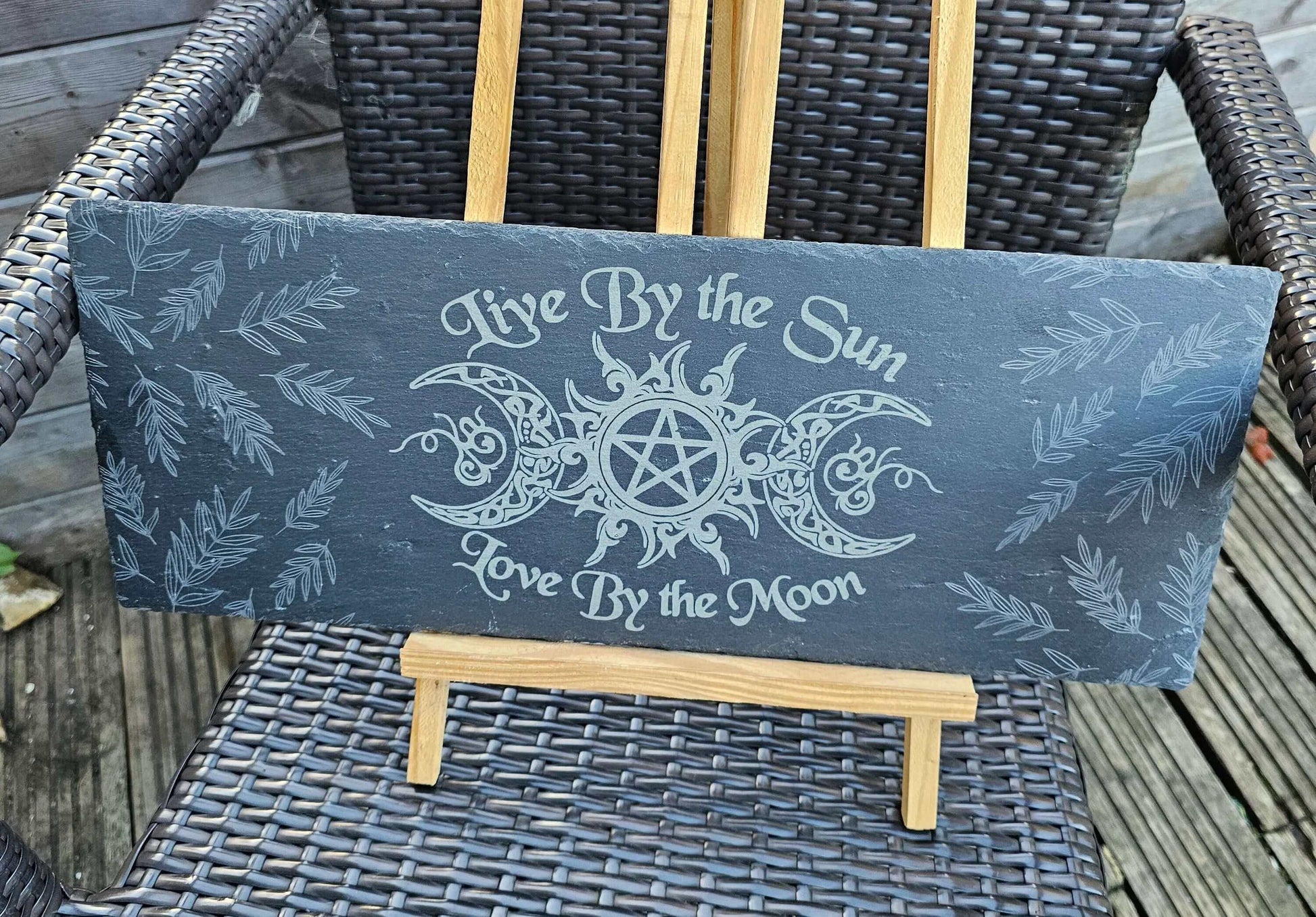 slate Live By the Sun, Love By the Moon Slate Plaque – 46cm x 18cm –