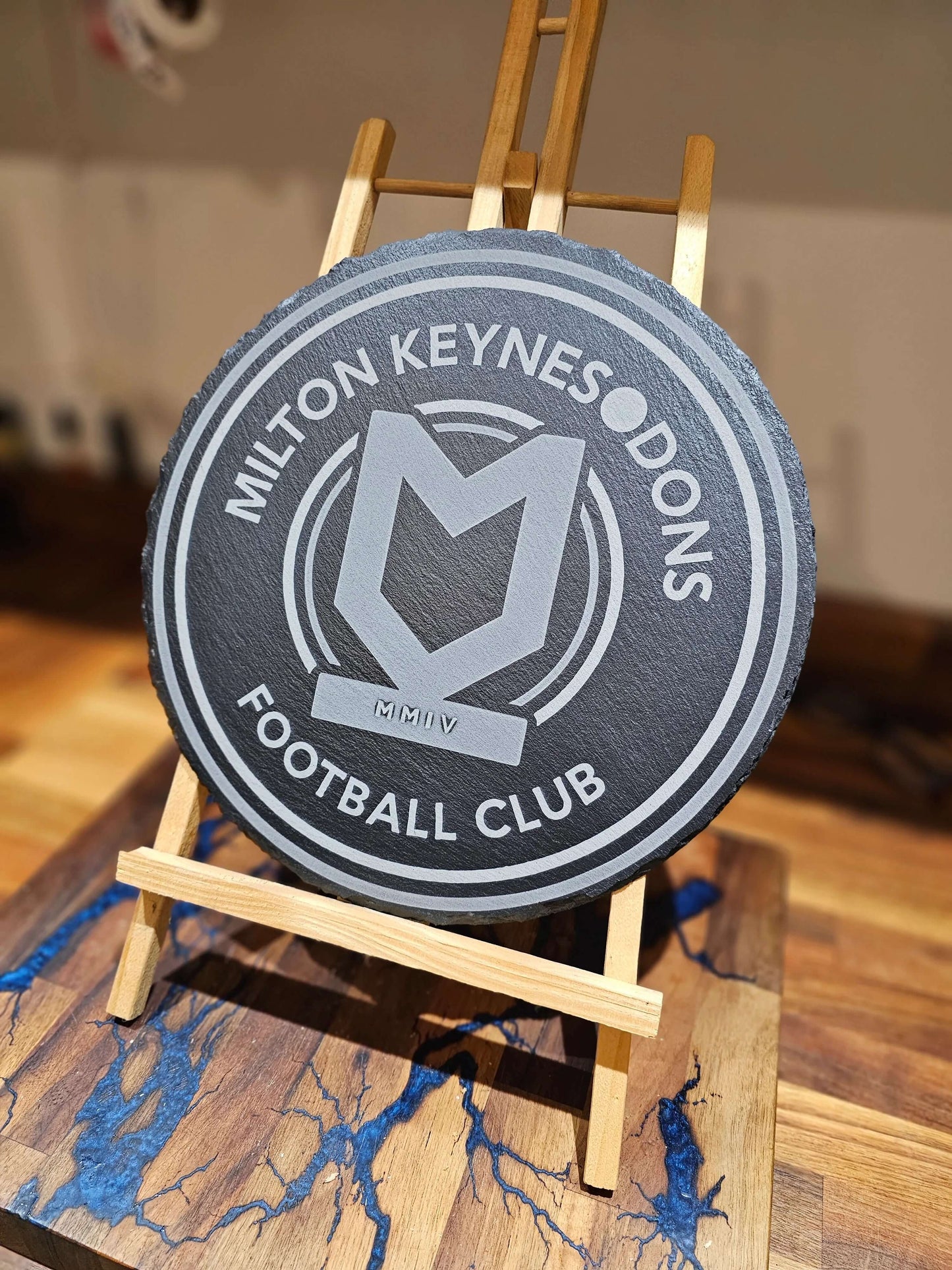 slate Milton Keynes Dons Slate Plaque – 30cm Round – MK Dons Football