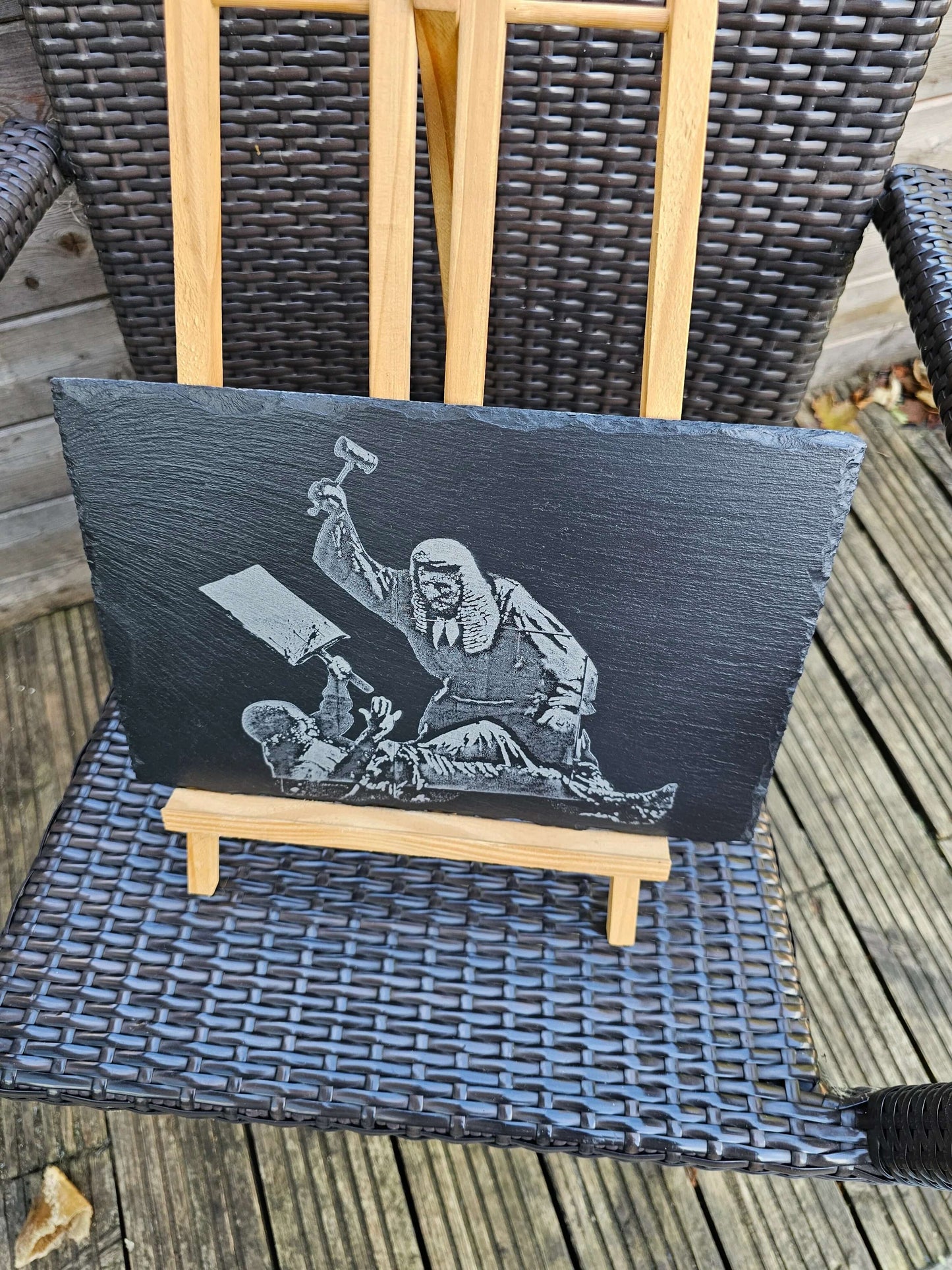 Slate Plaque Banksy-Inspired Judge Slate Plaque – 30cm x 20cm