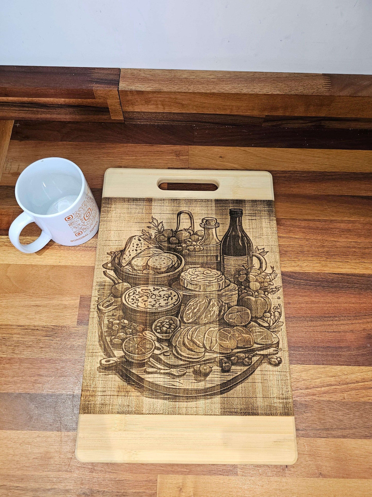 Chopping Board – Engraved Food Platter Design