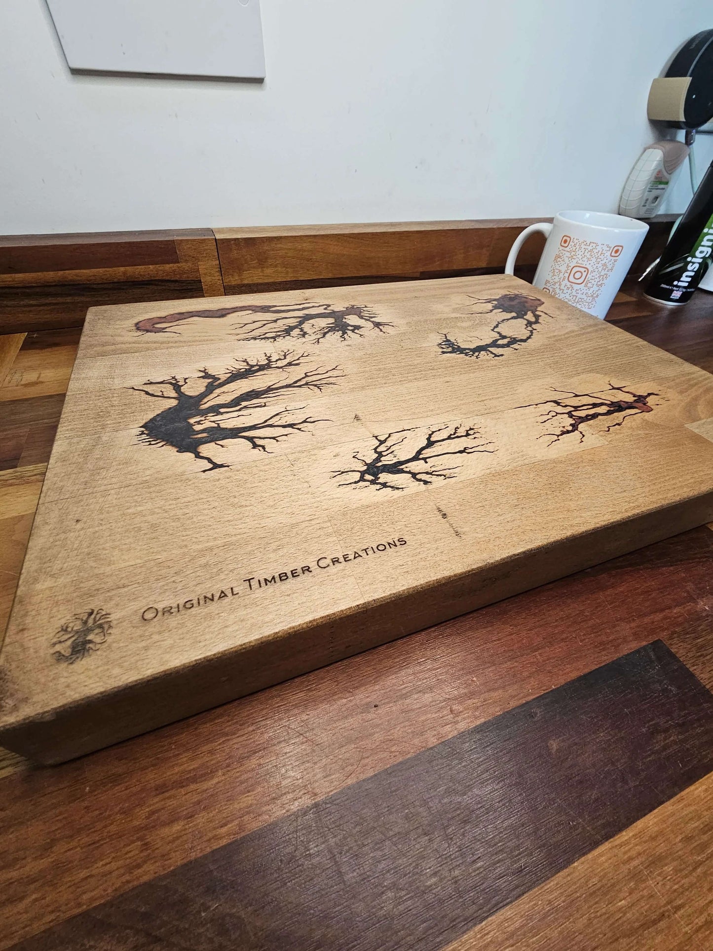 Chopping Board – Red Resin Fractal Burn 400 × 300 × 38mm