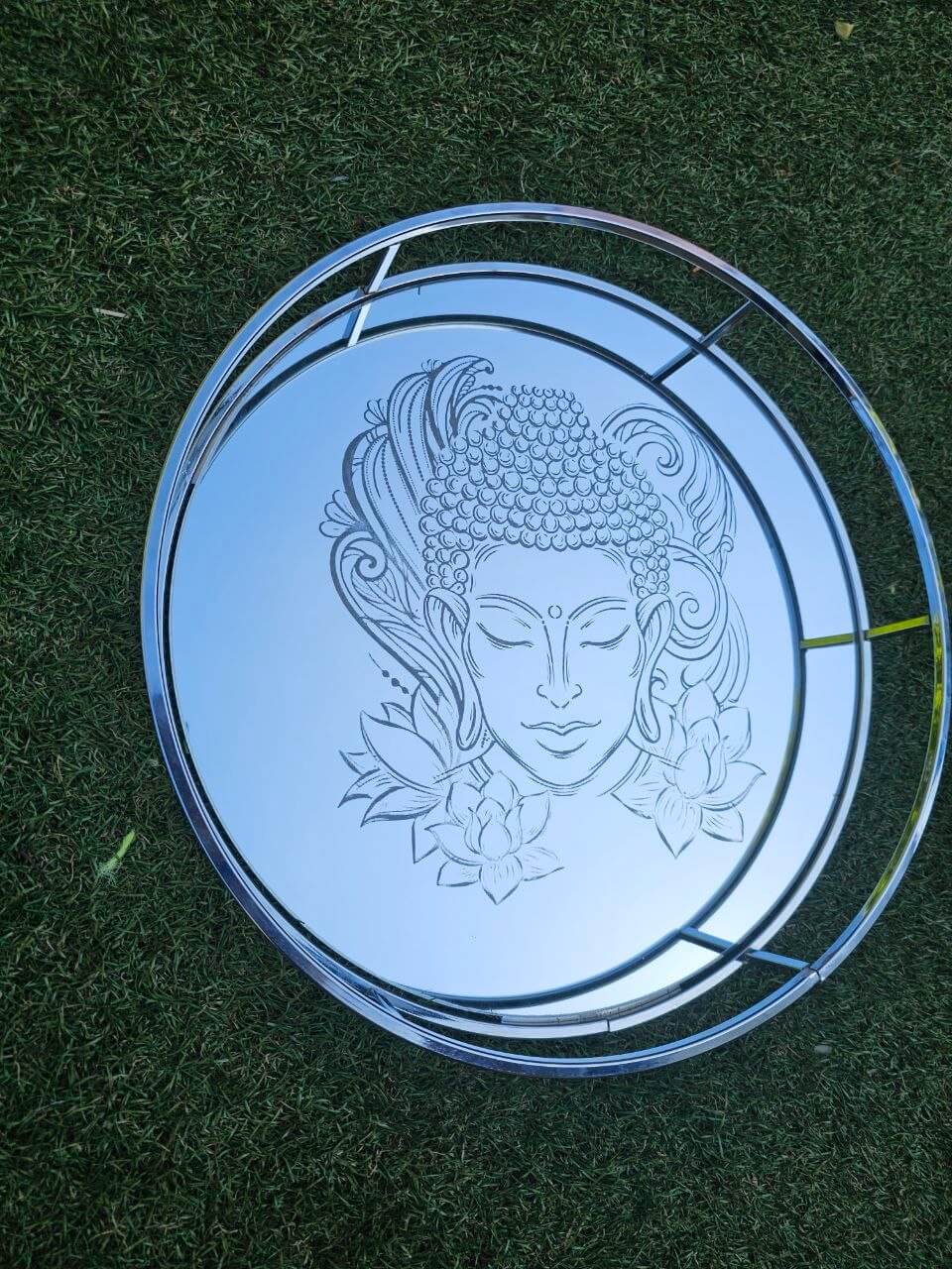 Mirror Vanity Tray Boddha design 30cm Round – Luxury Engraved with detailed Buddha design on a sleek surface.